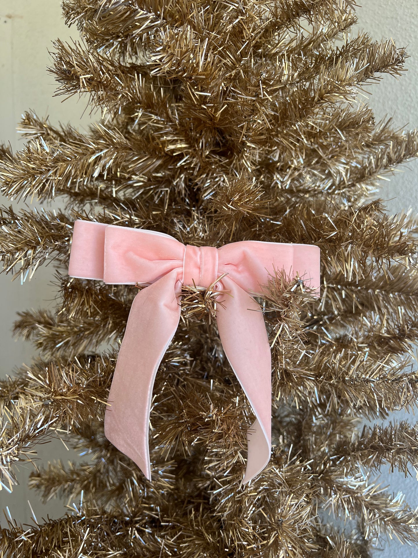 Judy Short Bow Barrette - Pale Pink