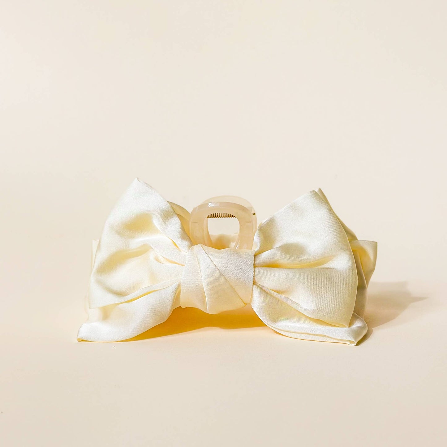 Cream Bow Claw Clip