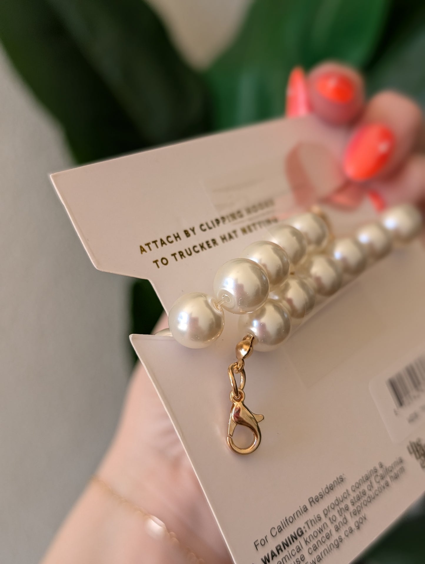 Trucker Hat Chain-Pearl