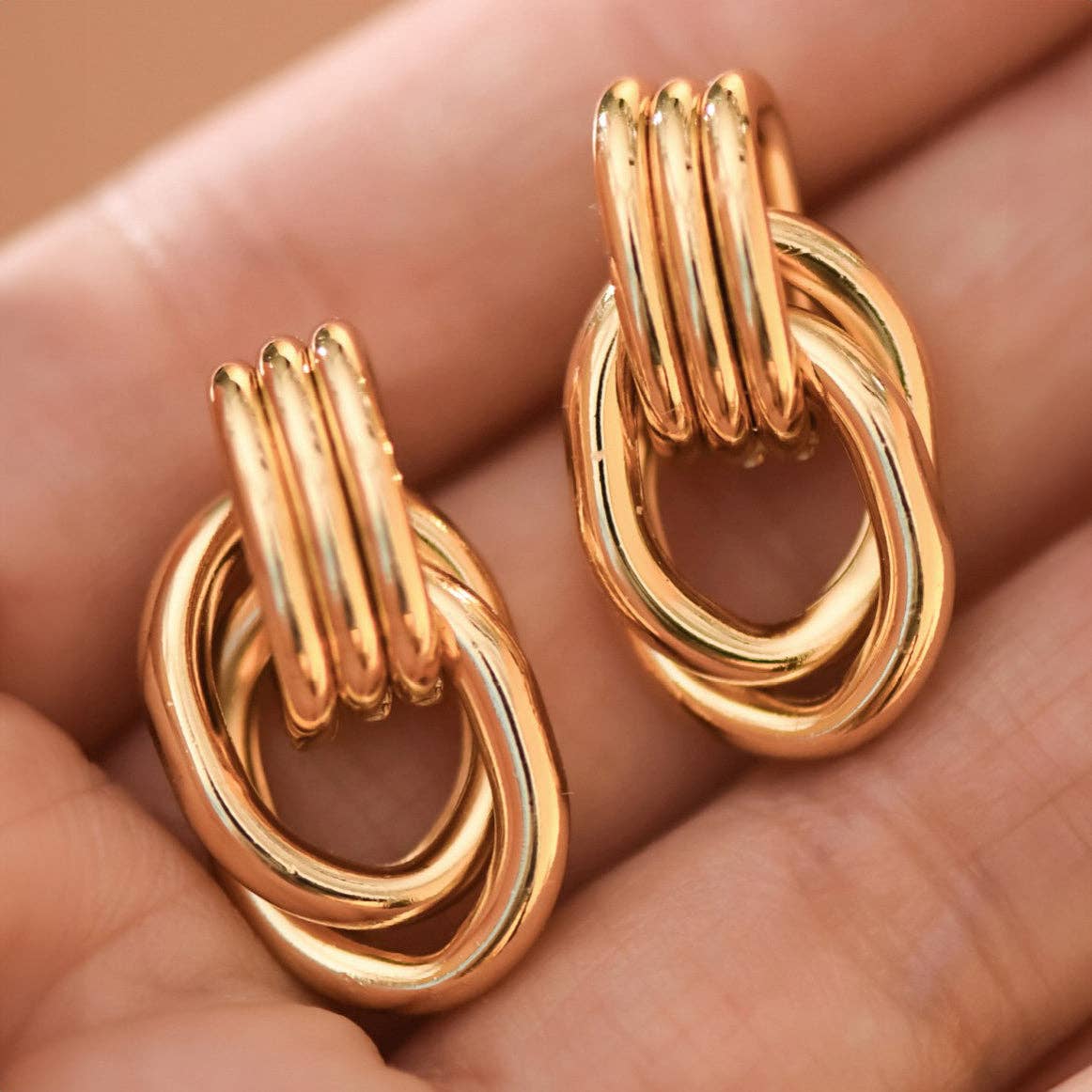 18K Gold Plated Waterproof Stainless Steel Stud Earrings - 7785: S0OX3T7785