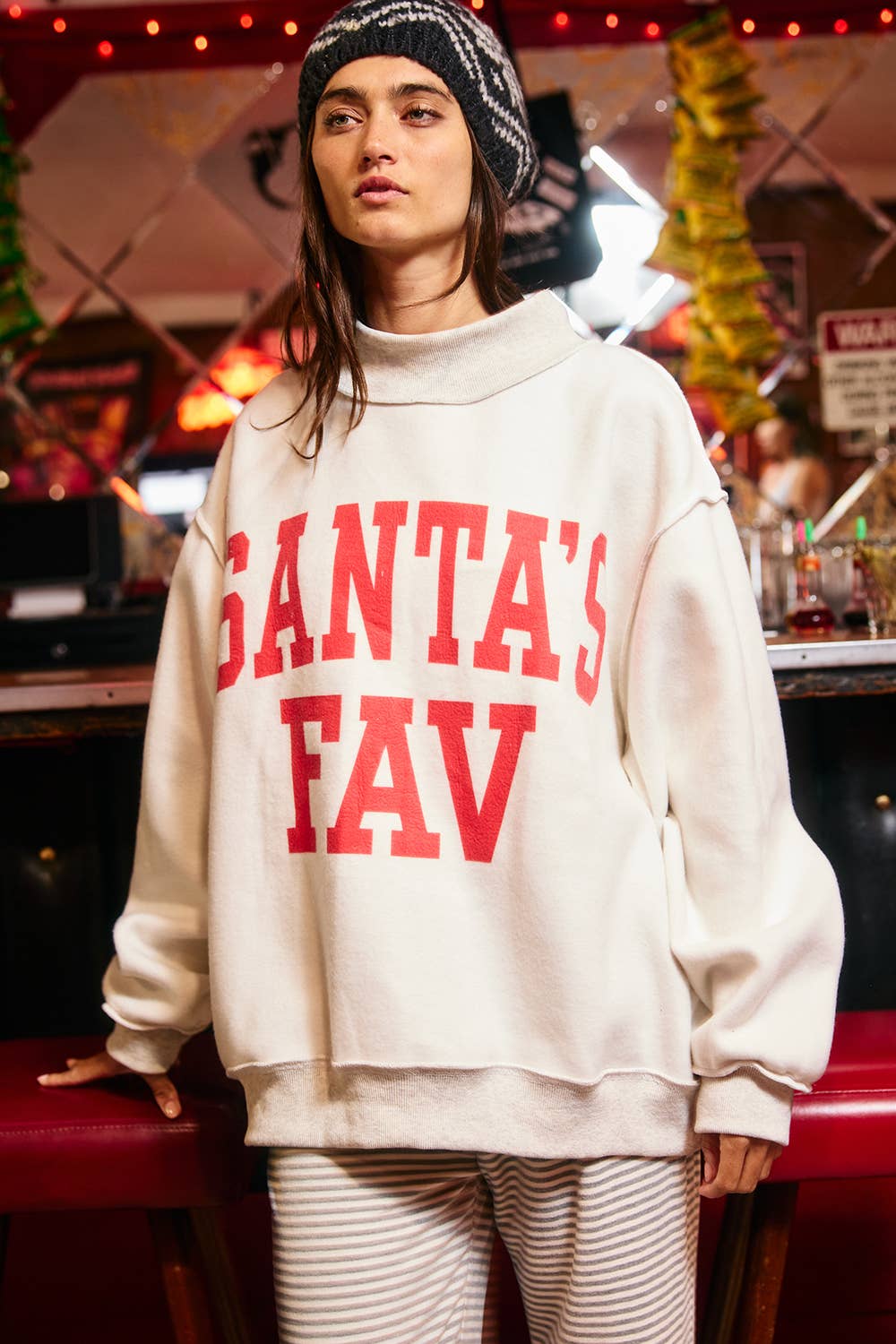 IT2594-SANTABABY | Reversible Mock Neck Sweatshirt: ASH GREY / L/XL