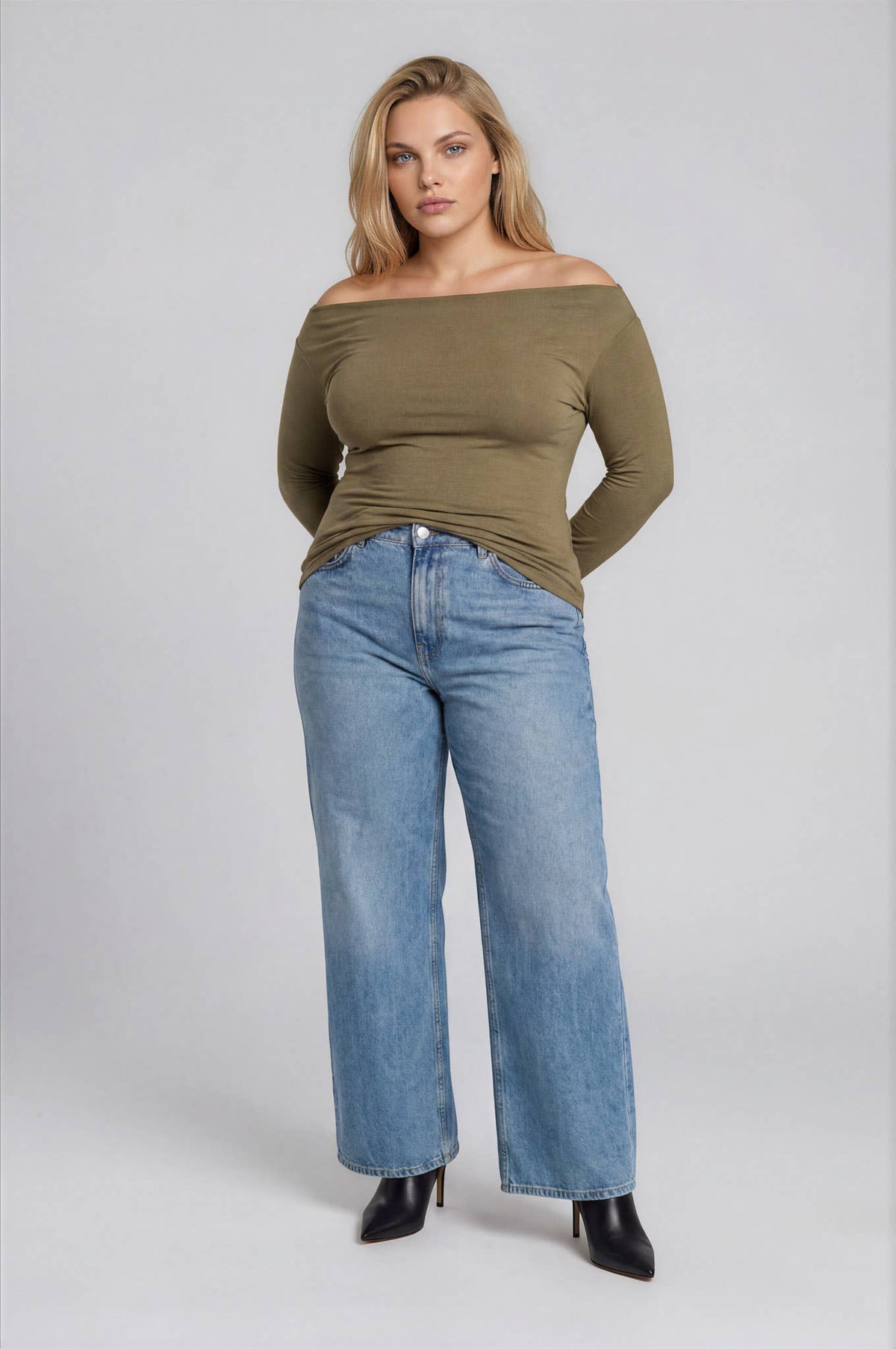 Boat Neck Knit Top (Plus)