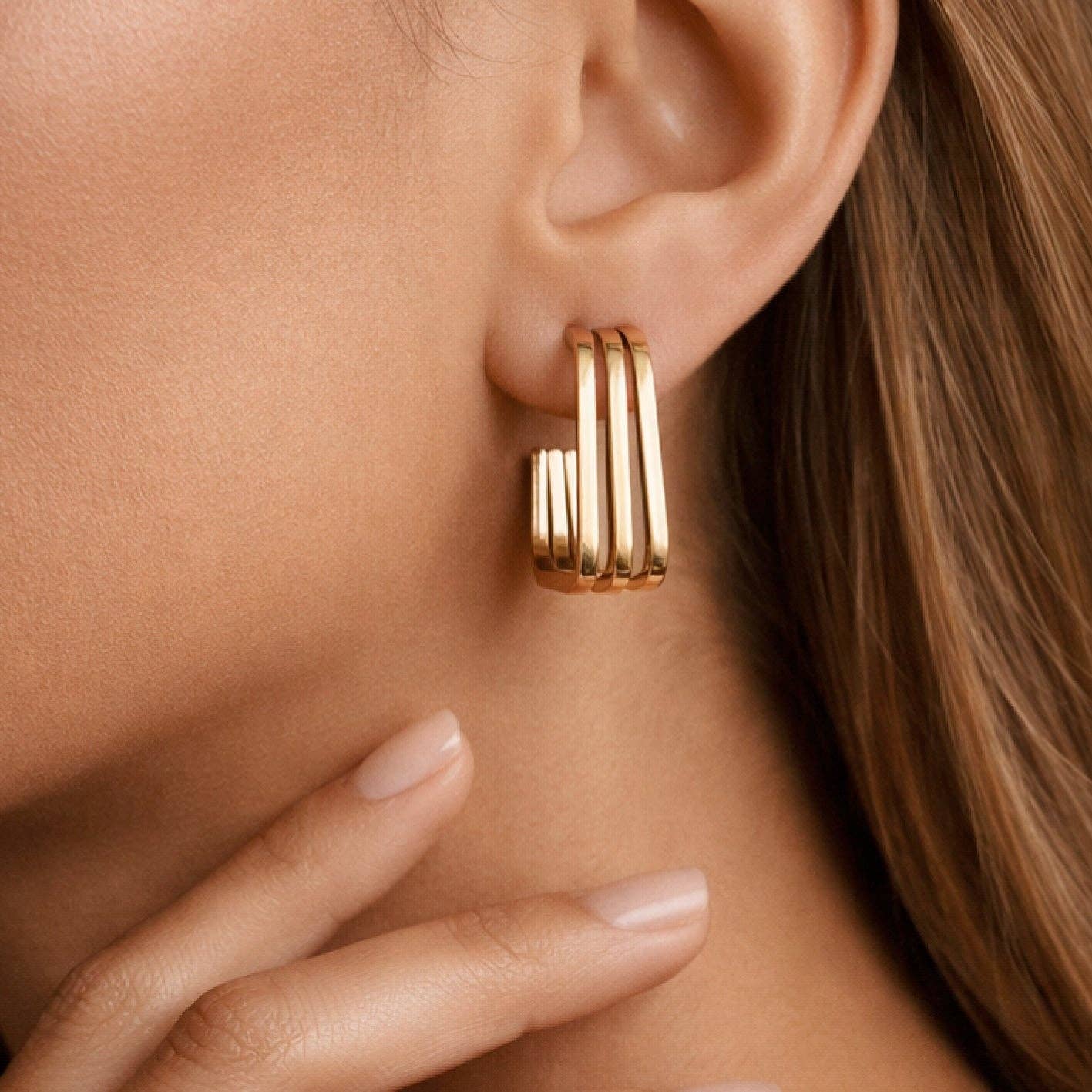 18K Gold Plated Waterproof Stainless Steel Hoop Earrings - 7101: S0OX3T7101